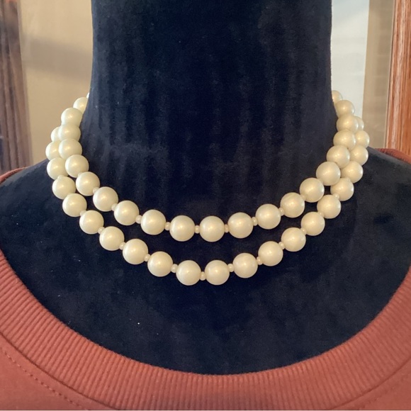 Vintage Two Strand Pearl Necklace - Picture 1 of 14